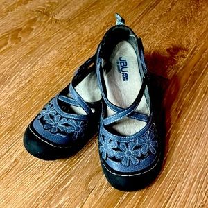 JBU cute shoes